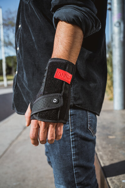 ENNUI ST EVO WRIST GUARD