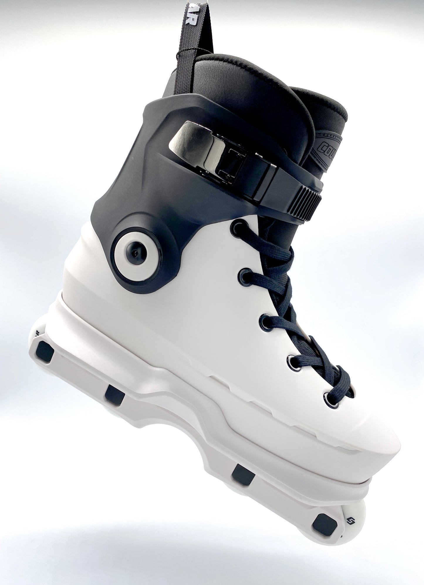 COUGAR SKATES 7003 WHITE/BLACK