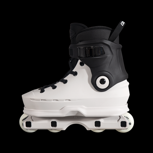 COUGAR 7003 WHITE/BLACK